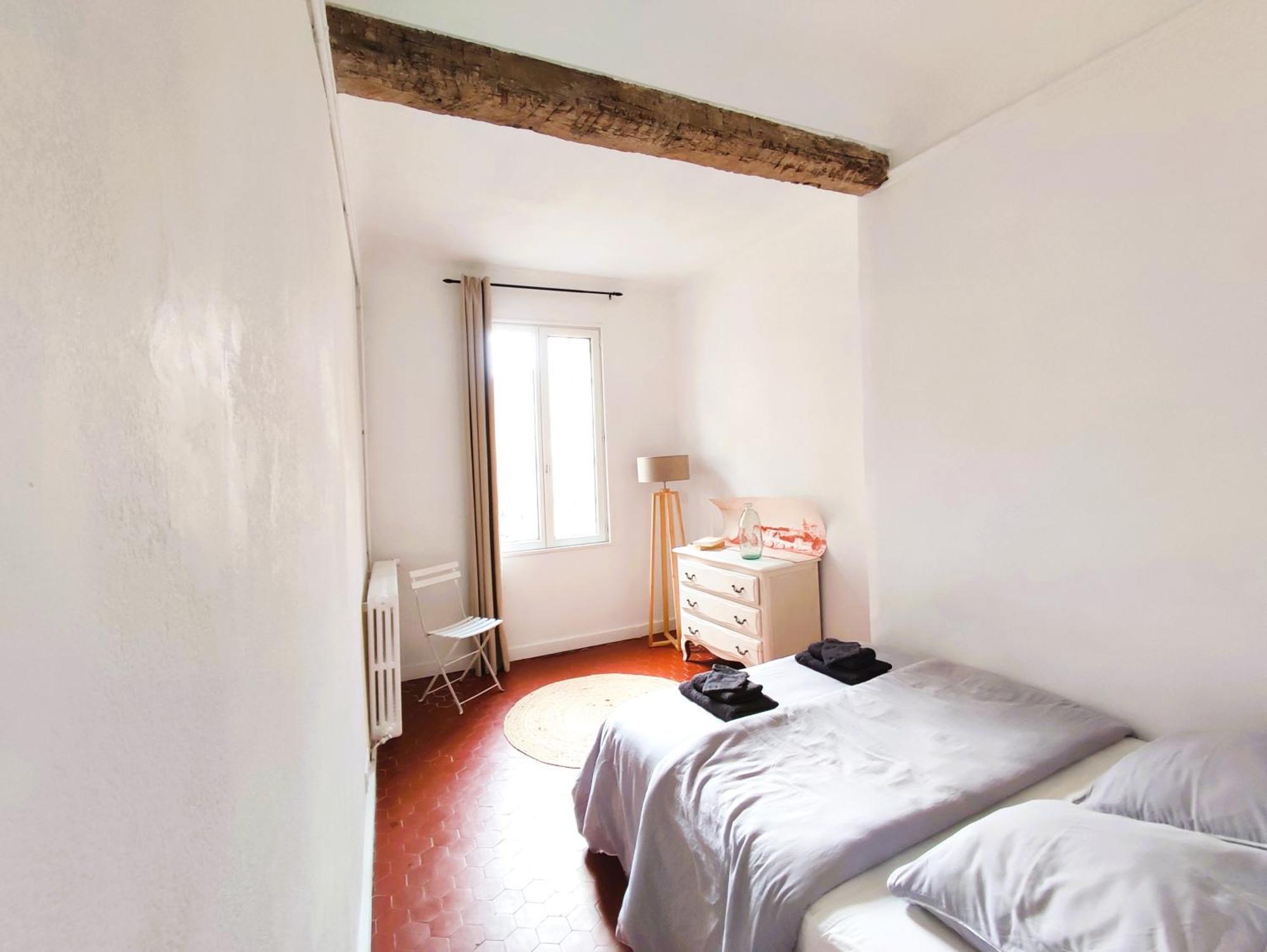 Appartement Climatise Parking Gratuit Surveille アヴィニョン エクステリア 写真