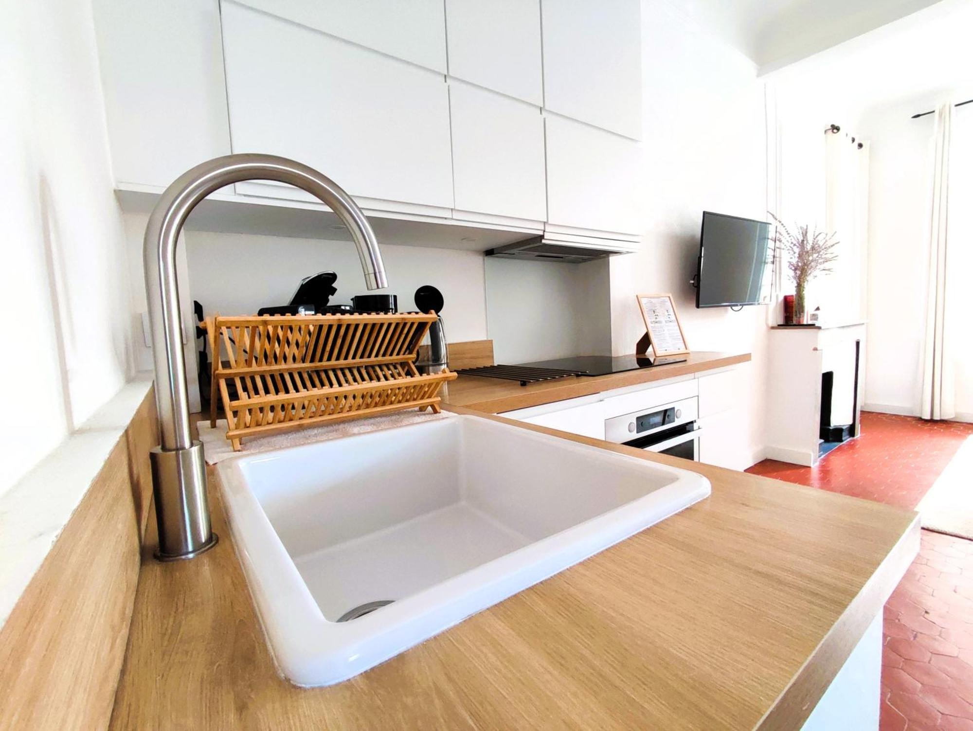 Appartement Climatise Parking Gratuit Surveille アヴィニョン エクステリア 写真